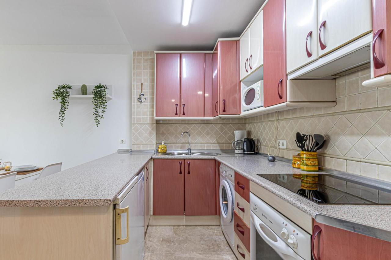 797 Holiday Rentals- Duplex Para 7 En La Carihuela A 1 Min De La Playa Torremolinos Exteriör bild